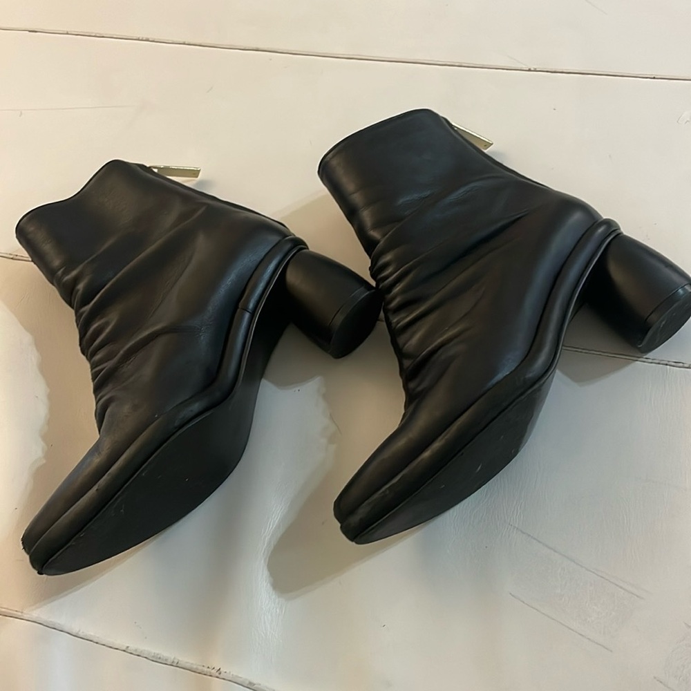 Reike Nen black leather ruched ankle block heel boots booties 38